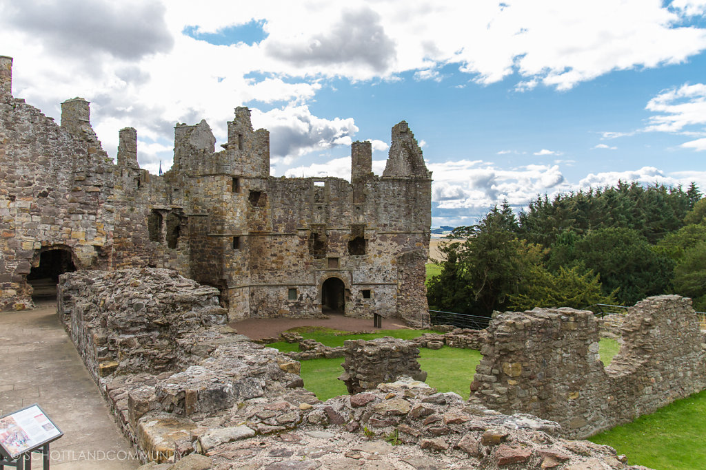 Dirleton Castle